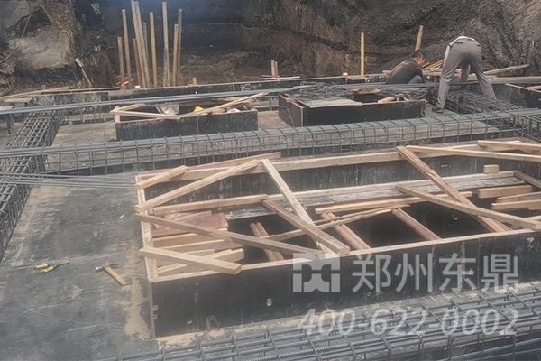 內(nèi)蒙古煤泥烘干機基礎(chǔ)施工現(xiàn)場實拍